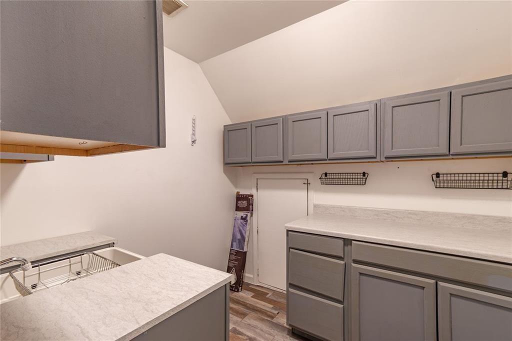 1377 Red Fox Run SW