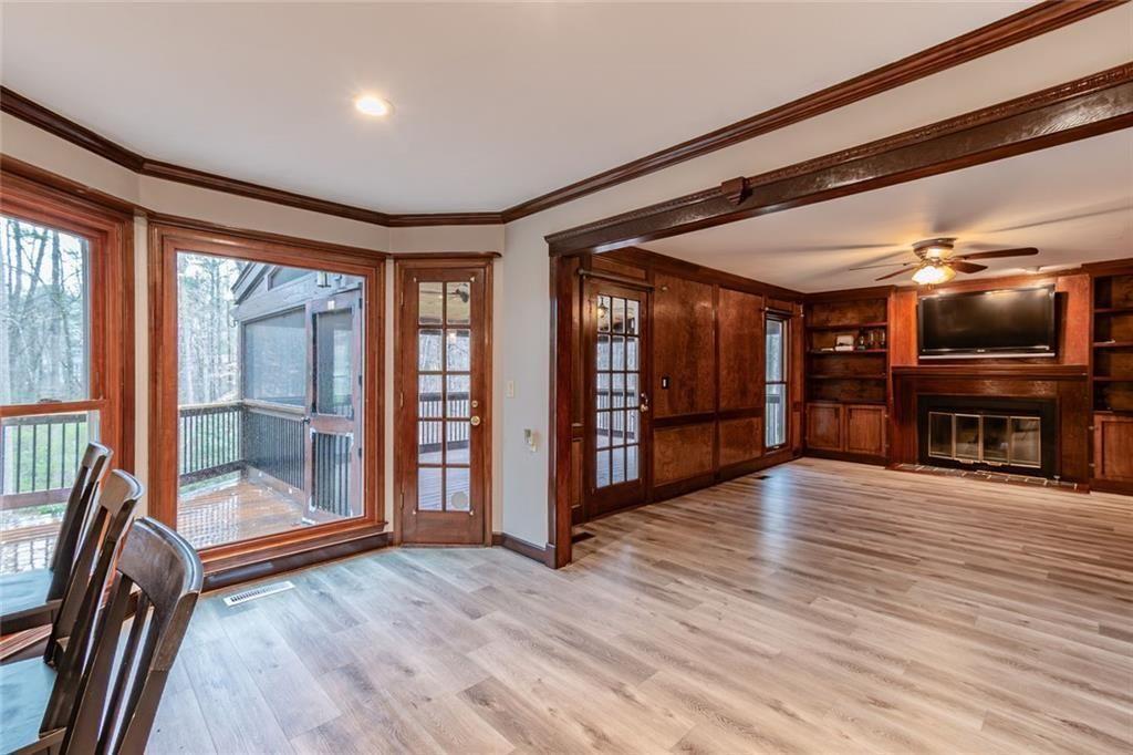 1377 Red Fox Run SW