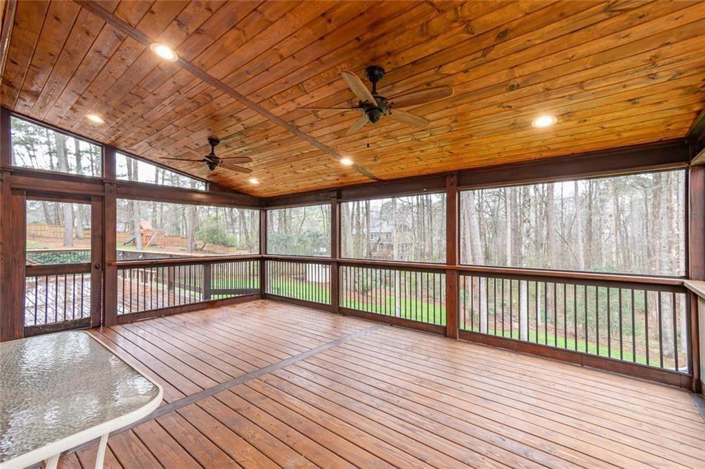 1377 Red Fox Run SW