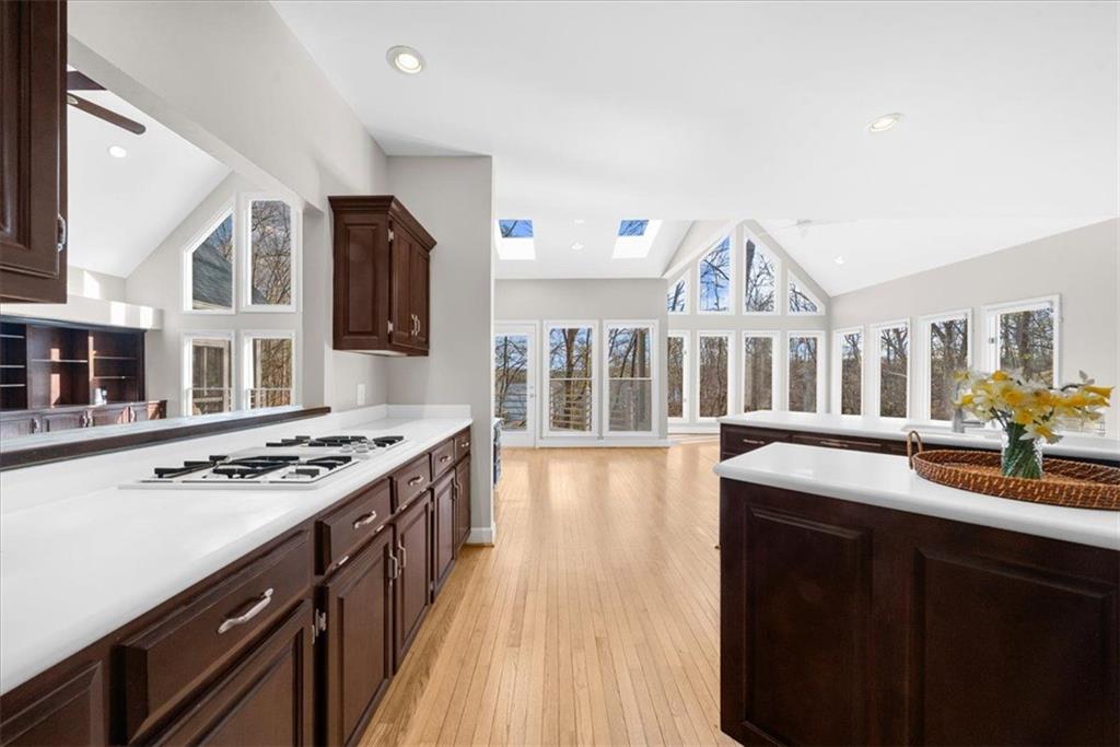 2230 Huntingdon Court