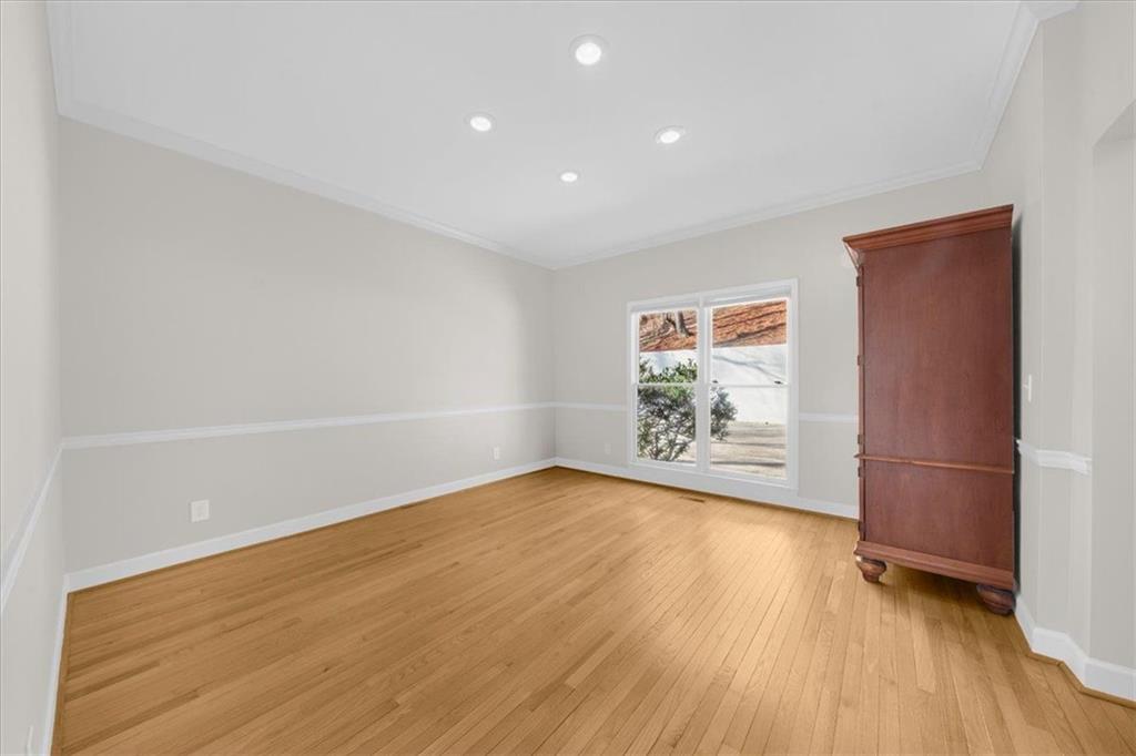 2230 Huntingdon Court