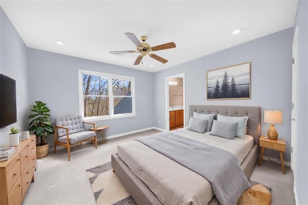 2230 Huntingdon Court