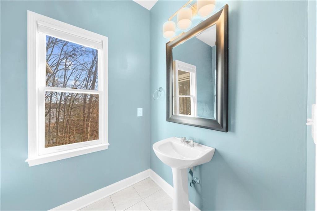 2230 Huntingdon Court