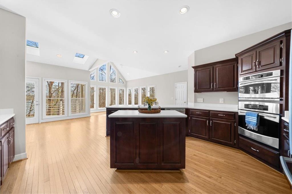 2230 Huntingdon Court