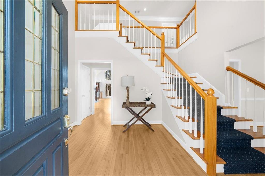 2230 Huntingdon Court