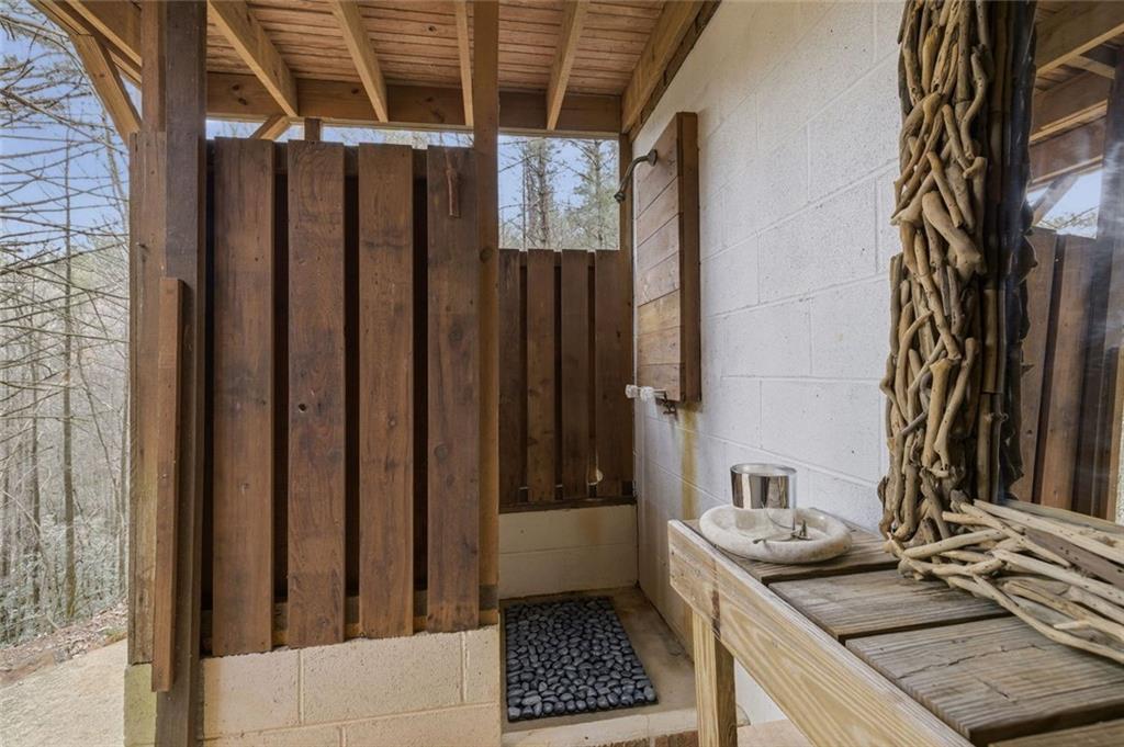 109 Clayton Gooch Road