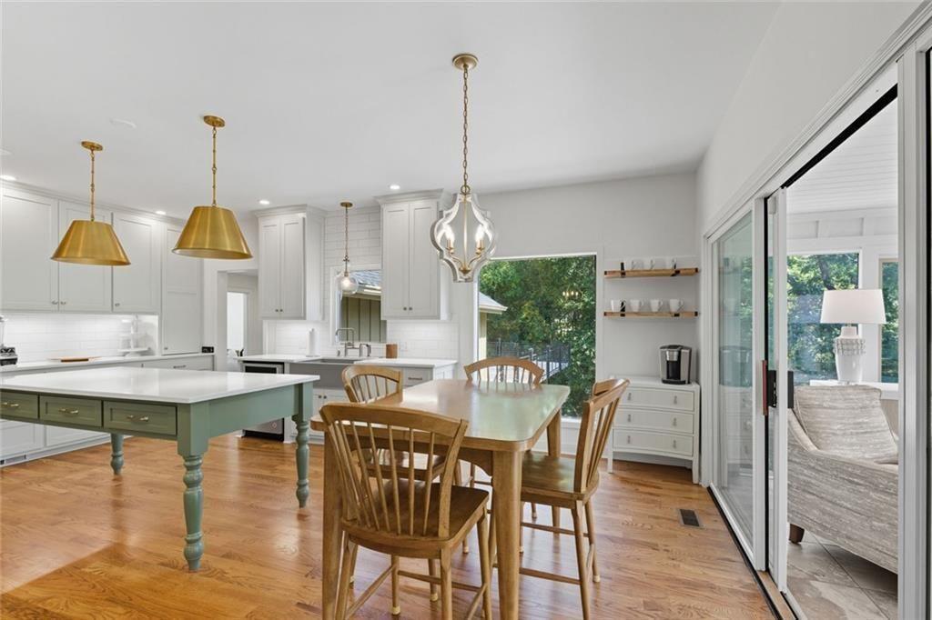 3680 Lamplighter Cove Road