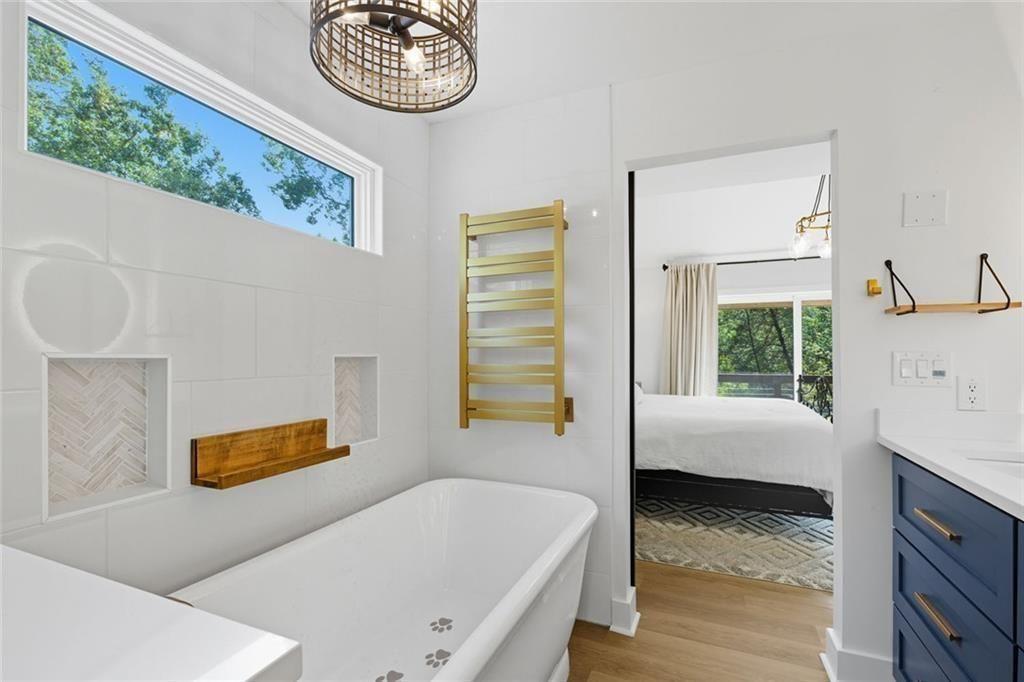 3680 Lamplighter Cove Road