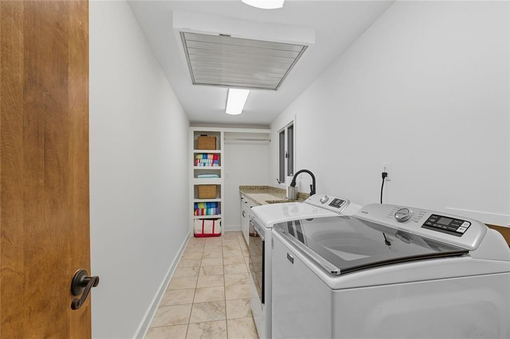 3680 Lamplighter Cove Road