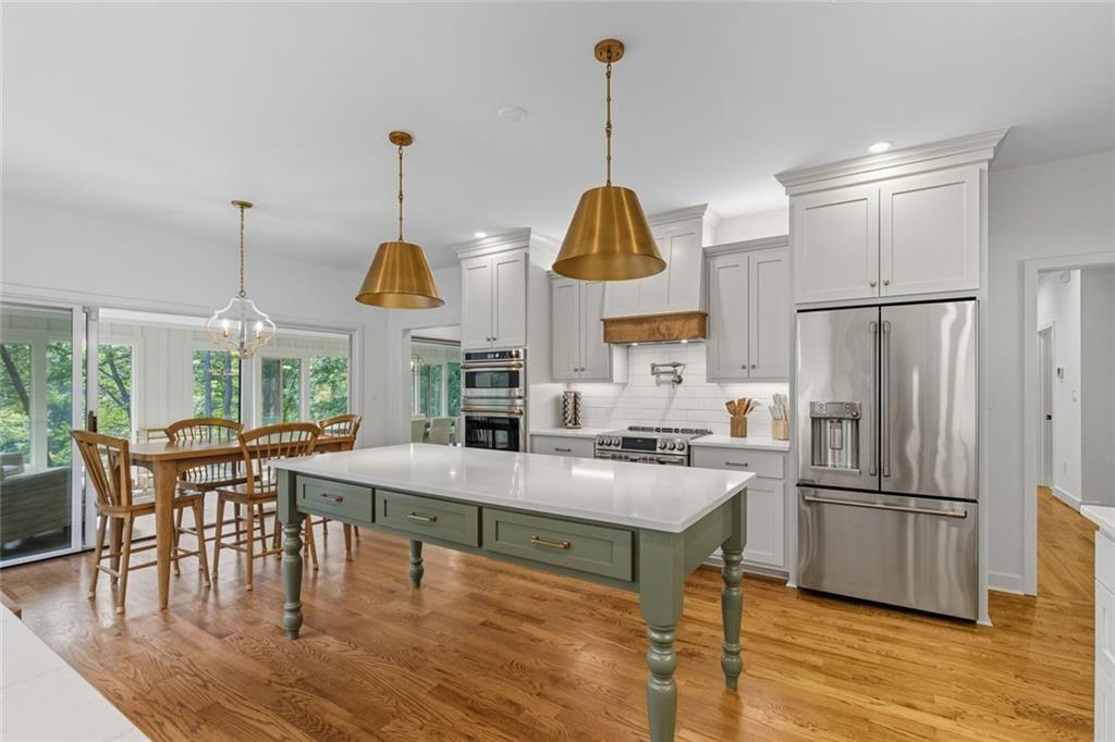 3680 Lamplighter Cove Road