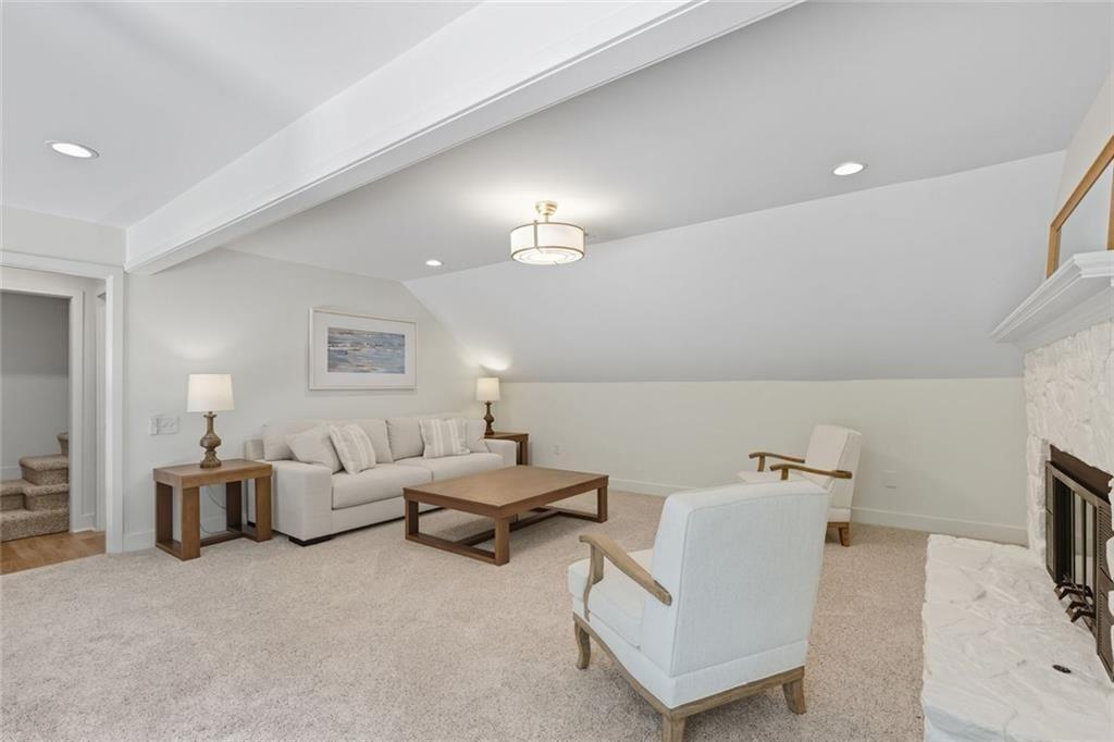 3680 Lamplighter Cove Road