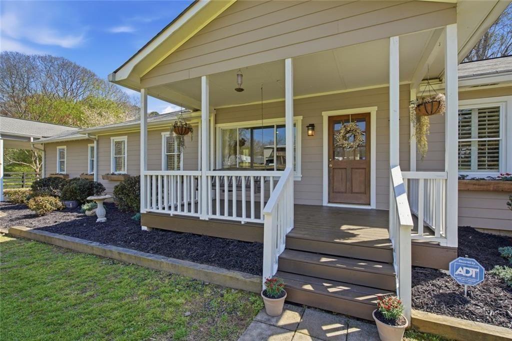 2215 Roper Road