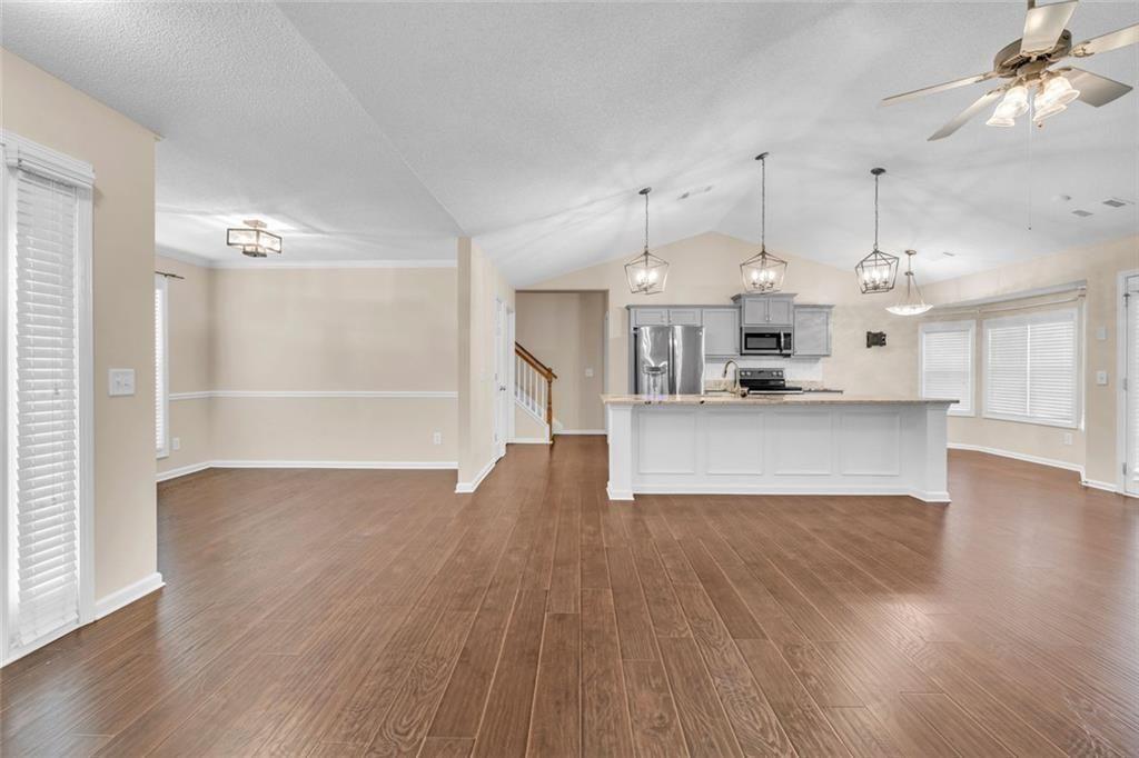 607 McDowell Lane