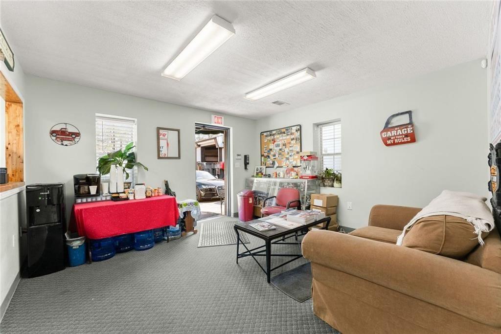 1619 Gibbs Drive