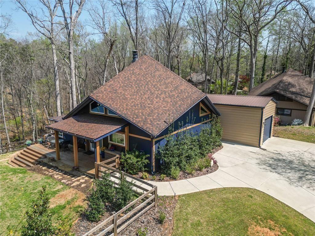 3418 The Trail Road