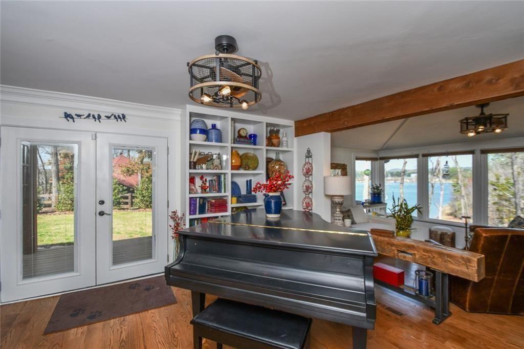 3418 The Trail Road