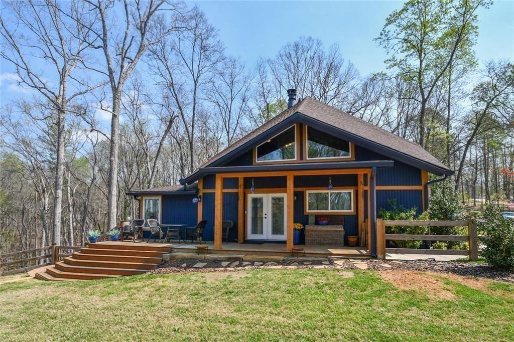 3418 The Trail Road