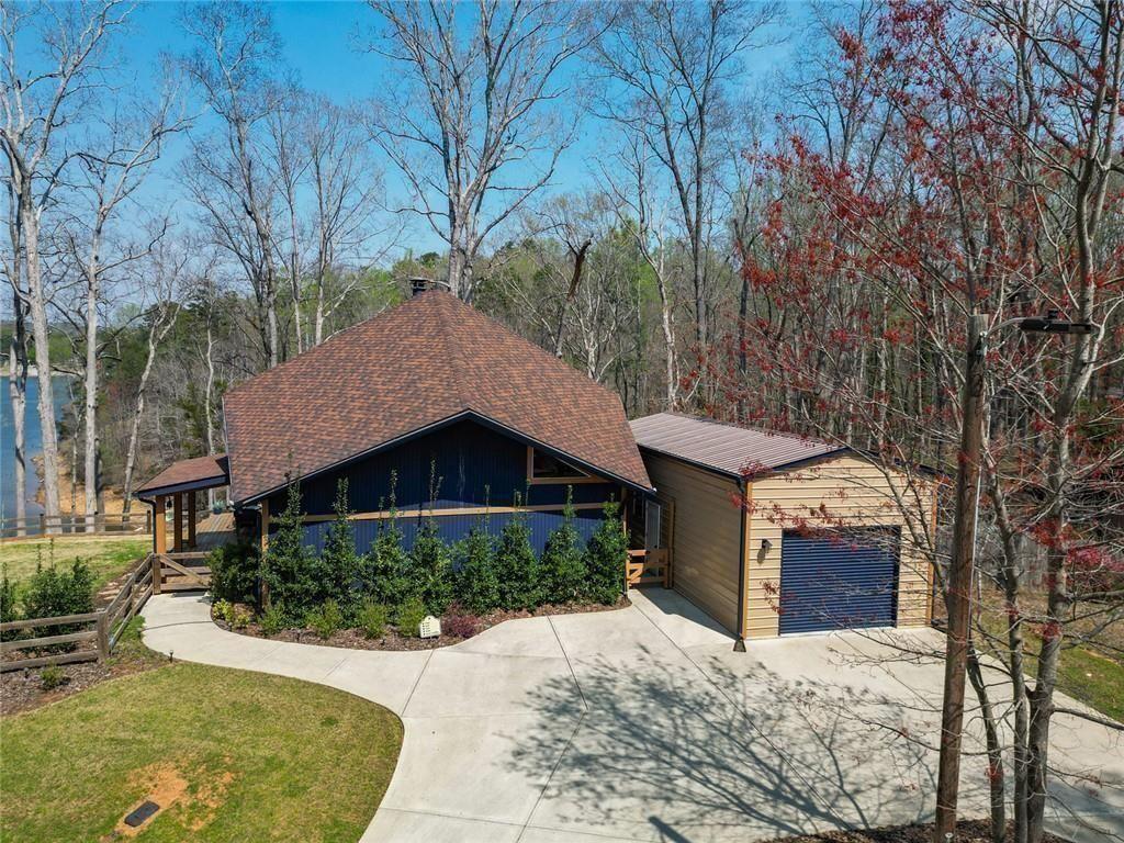 3418 The Trail Road