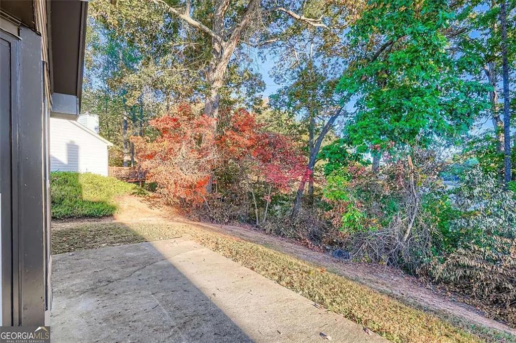 1570 Twin Bridge Lane