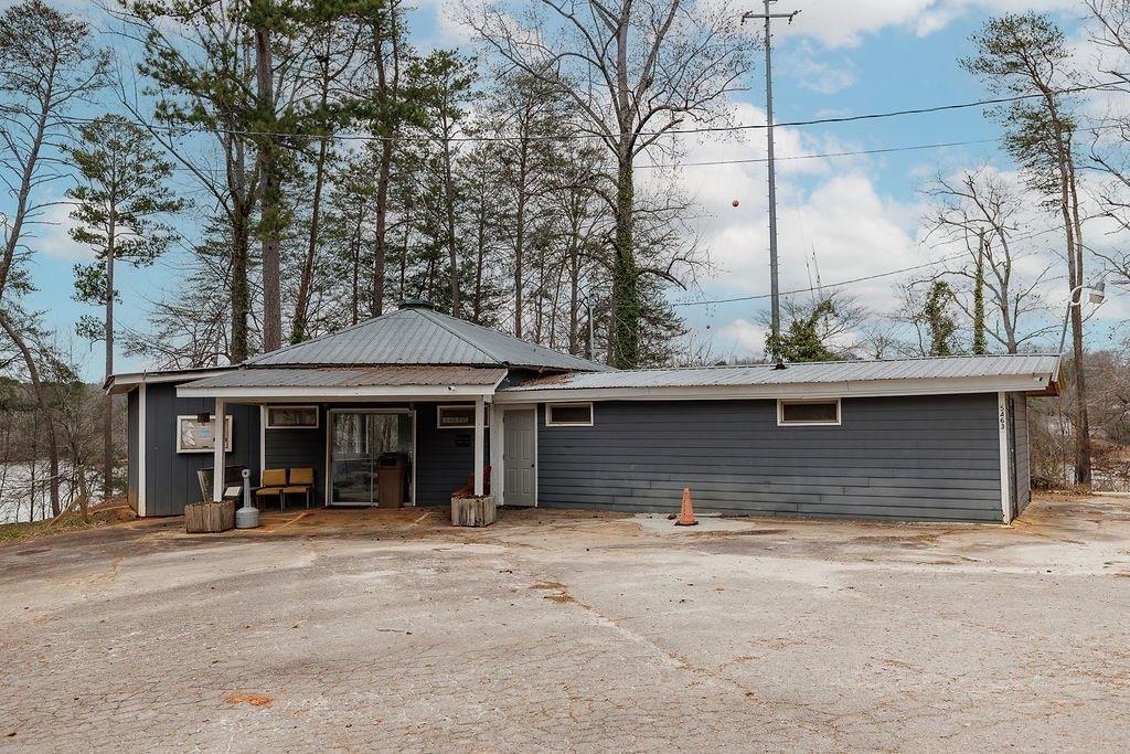 5525 Mount Shores Circle