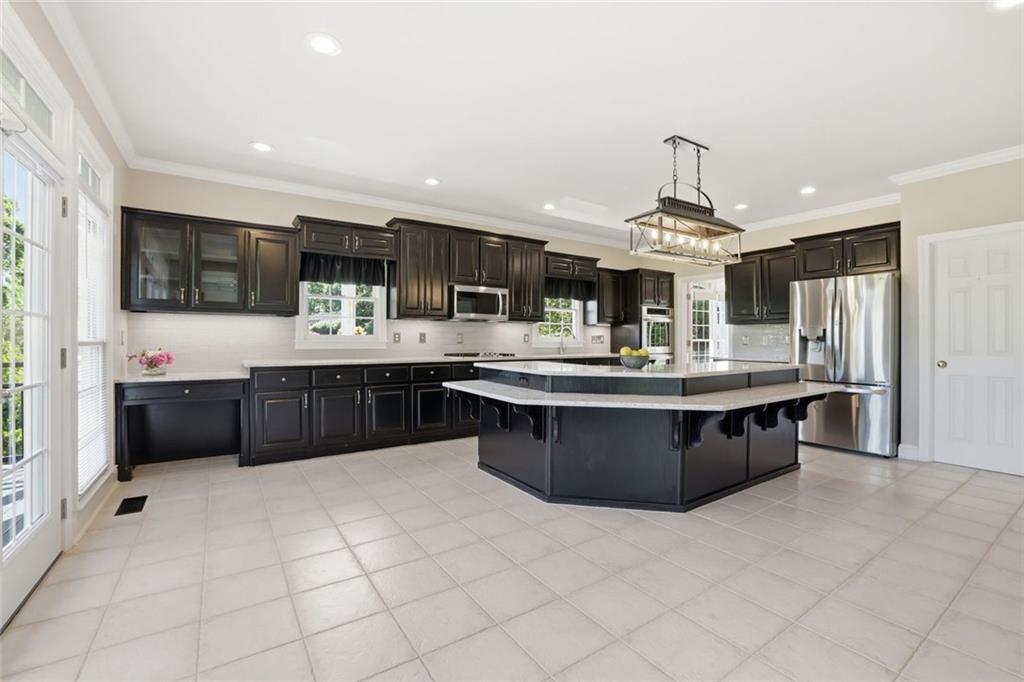 4358 Willow Oak Drive