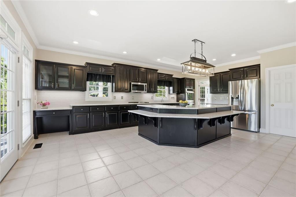 4358 Willow Oak Drive