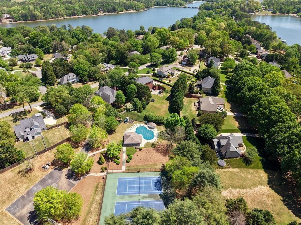 4358 Willow Oak Drive