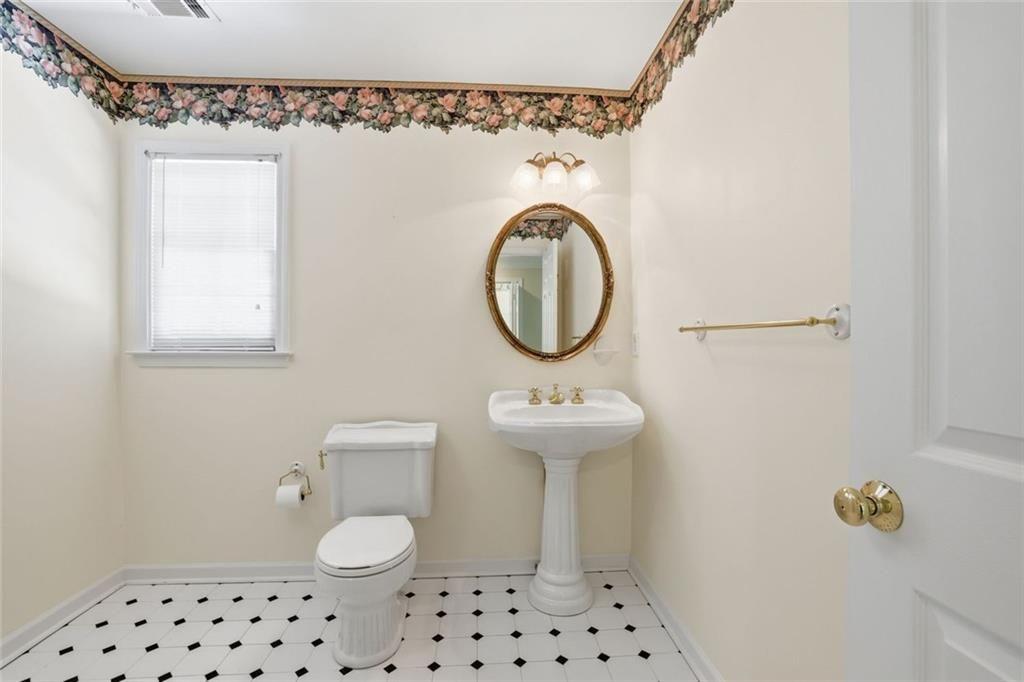 4358 Willow Oak Drive