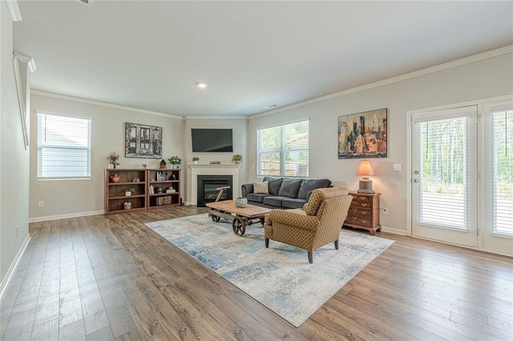 158 Barnwood