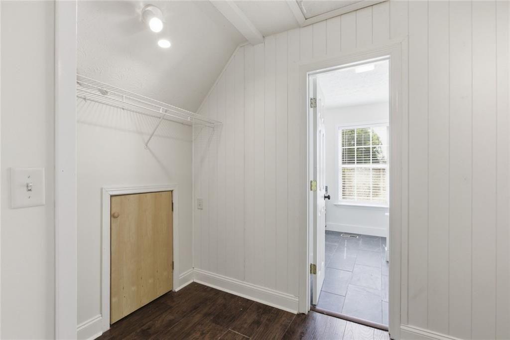 637 Wrights Mill