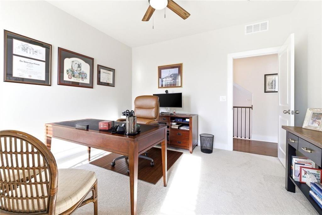 1240 Willowcrest