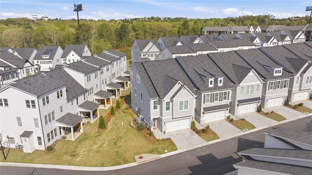 1240 Willowcrest
