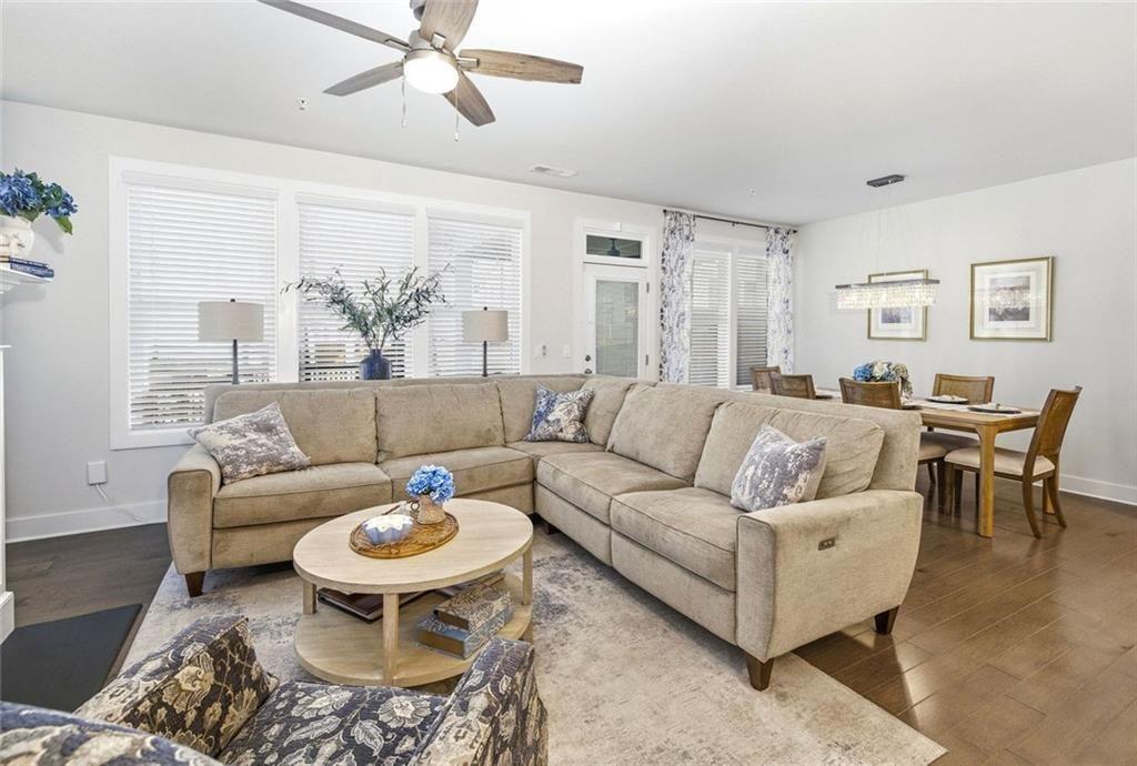 1240 Willowcrest