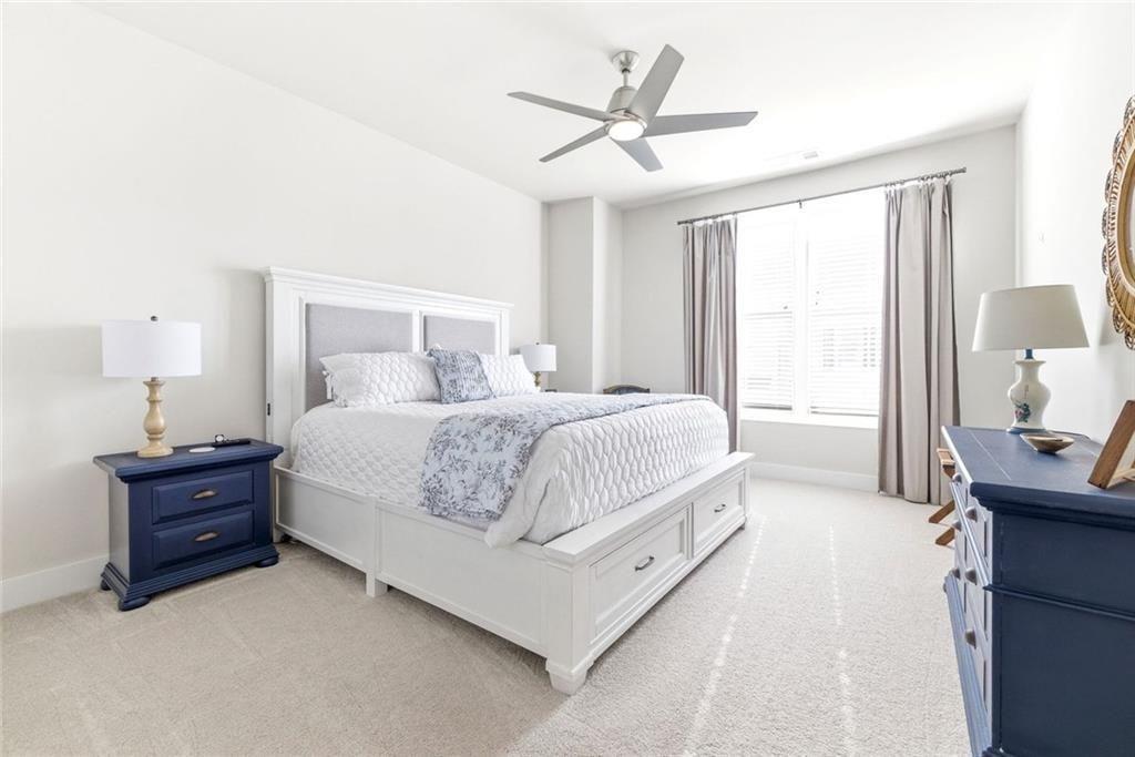 1240 Willowcrest