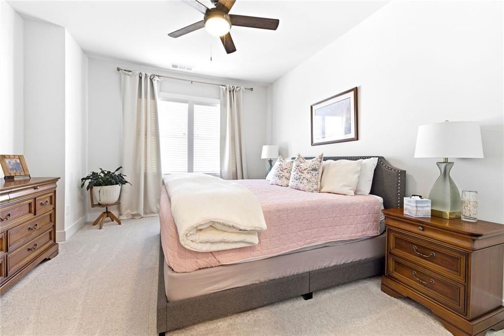 1240 Willowcrest