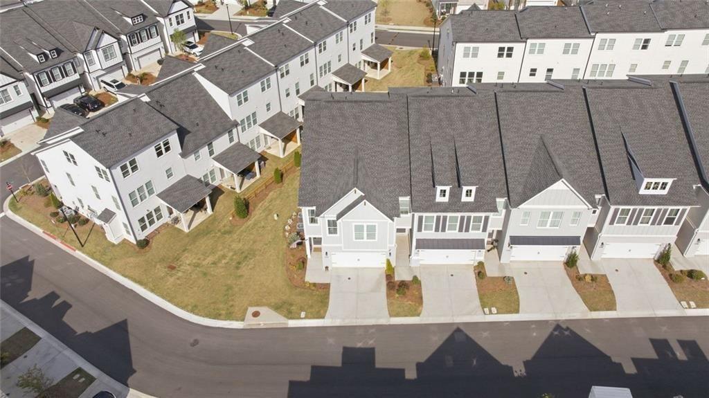1240 Willowcrest