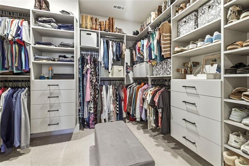 1240 Willowcrest