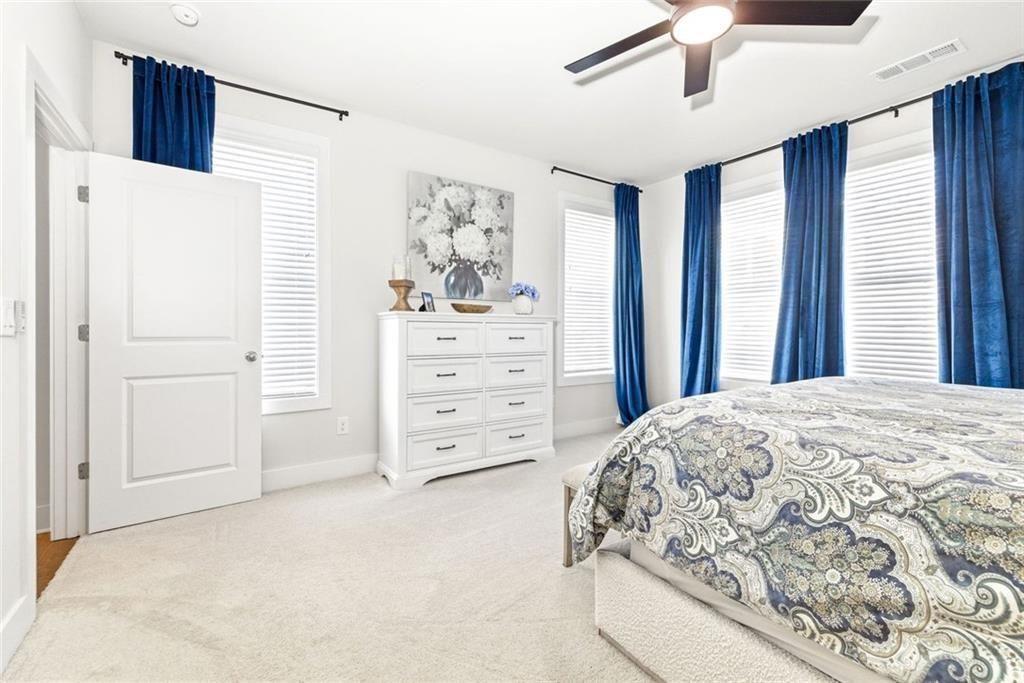 1240 Willowcrest
