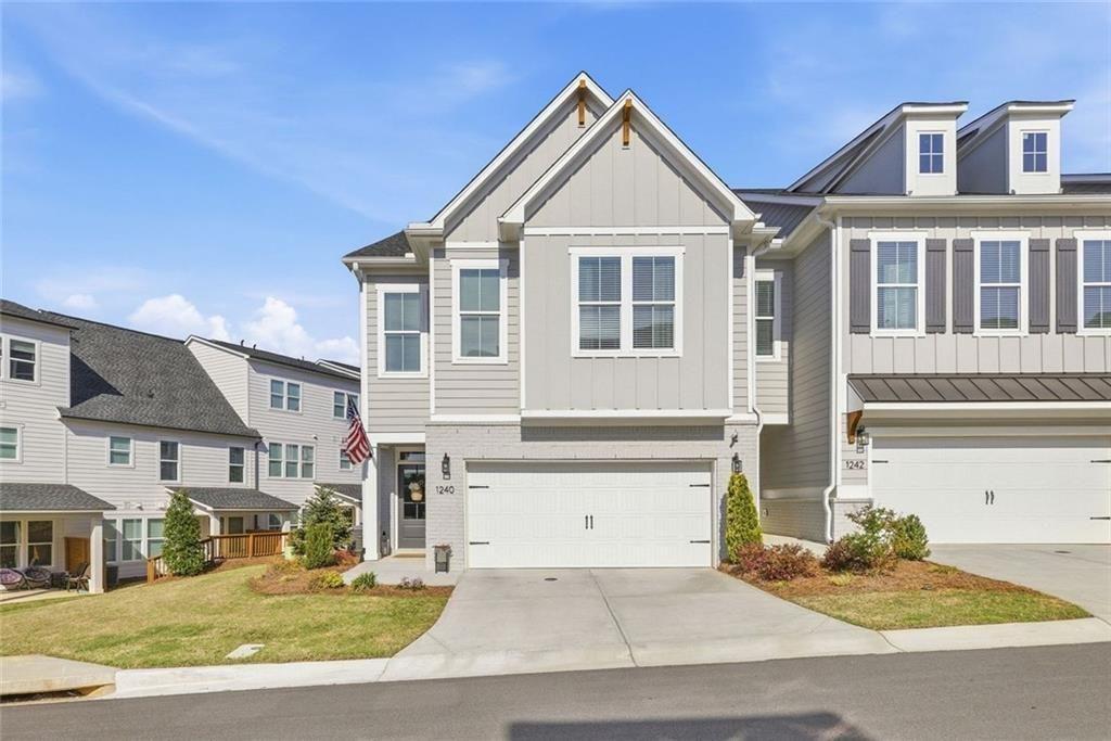 1240 Willowcrest