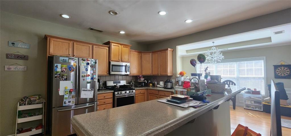 2877 Cross Creek Drive