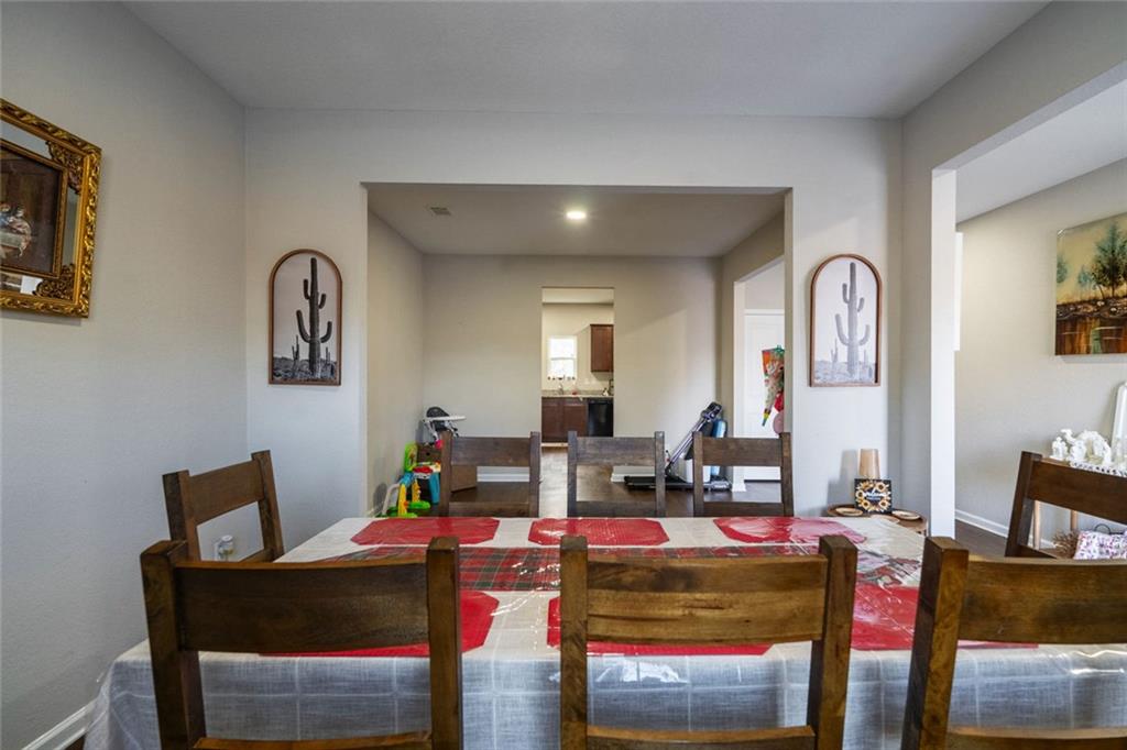 735 Walnut Creek Circle