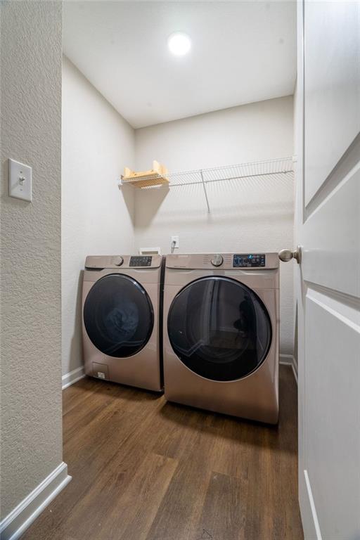 735 Walnut Creek Circle