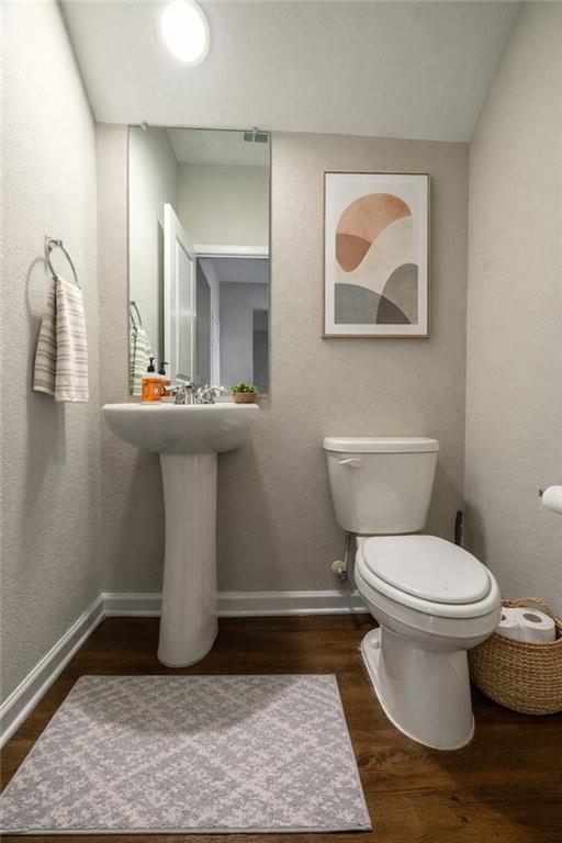 735 Walnut Creek Circle