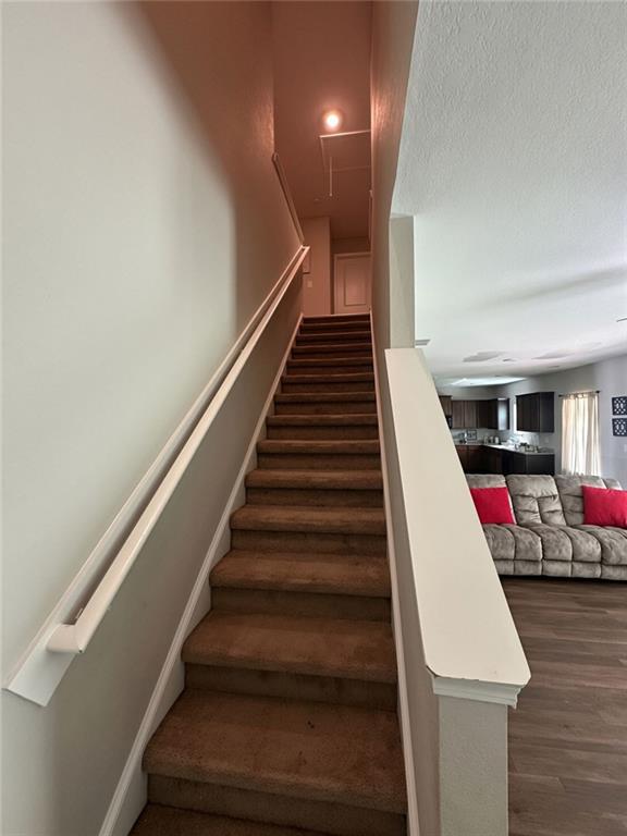 735 Walnut Creek Circle