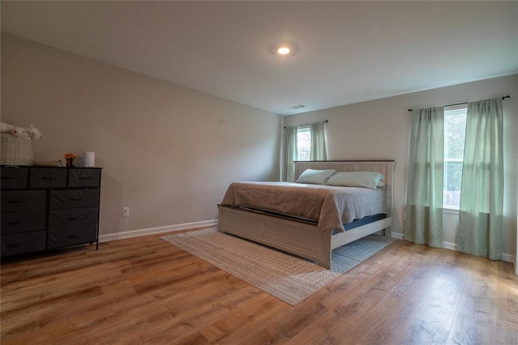 735 Walnut Creek Circle