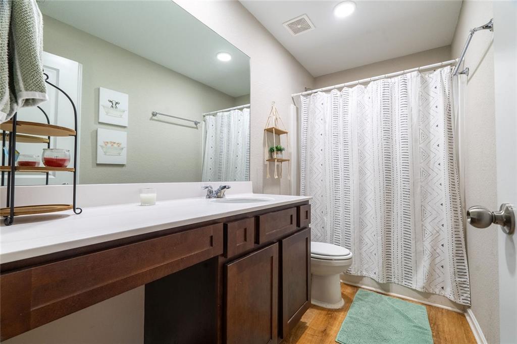 735 Walnut Creek Circle