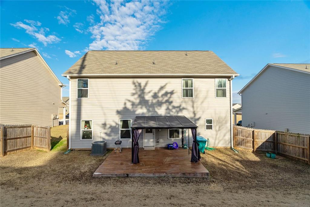 735 Walnut Creek Circle