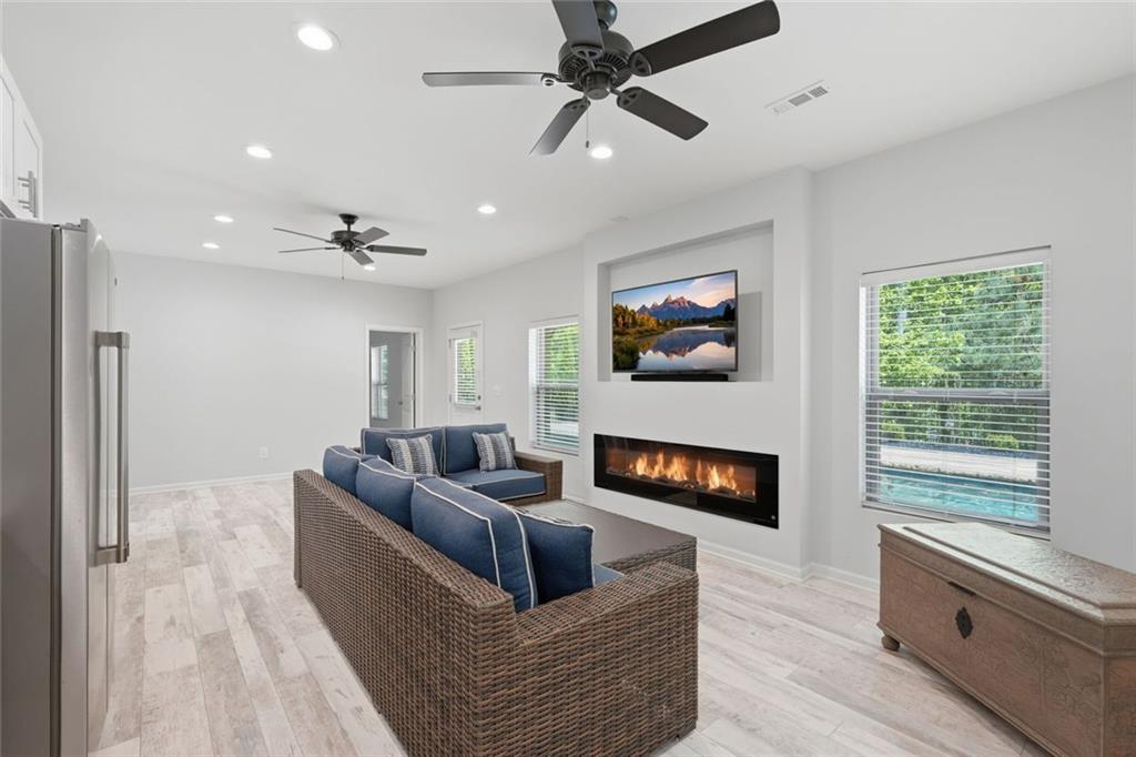 7075 Concord Mountain Trail