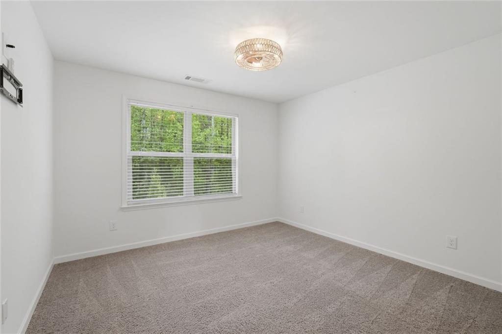 7075 Concord Mountain Trail