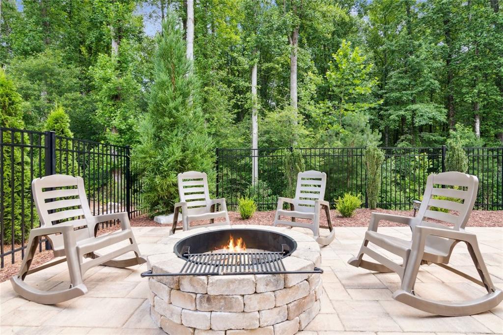 7075 Concord Mountain Trail